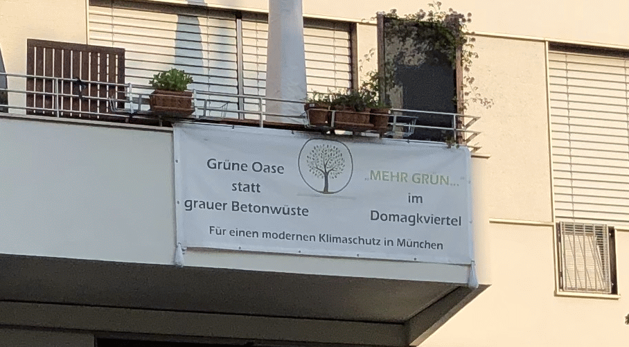 Parade zum Wanderbaumalleeeinzug